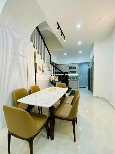Nhà 41.6m2 Yên Thế, Tân Bình gần sân bay Tân Sơn Nhất. Xây trệt 3 lầu