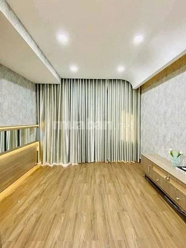 Nhà 41.6m2 Yên Thế, Tân Bình gần sân bay Tân Sơn Nhất. Xây trệt 3 lầu