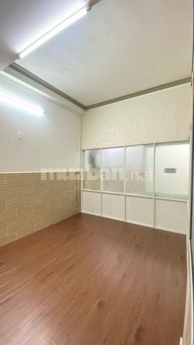 Cần bán gấp nhà mặt tiền kinh doanh đường số 8, Linh Xuân, Thủ Đức
