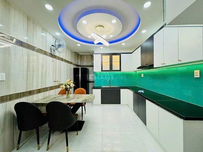 Cần vốn bán nhanh nhà Đoàn Thị Diễm P1 Phú Nhuận 48,8m2 4tỷ100tr