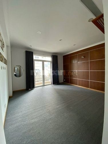 Cho thuê nhà nguyên căn ở Phường Bến Nghé, Quận 1 