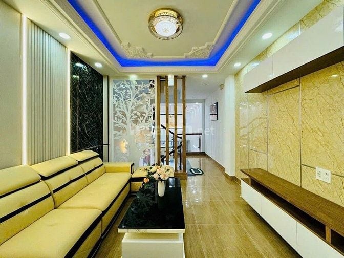 Cần vốn bán nhanh nhà Đoàn Thị Diễm P1 Phú Nhuận 48,8m2 4tỷ100tr