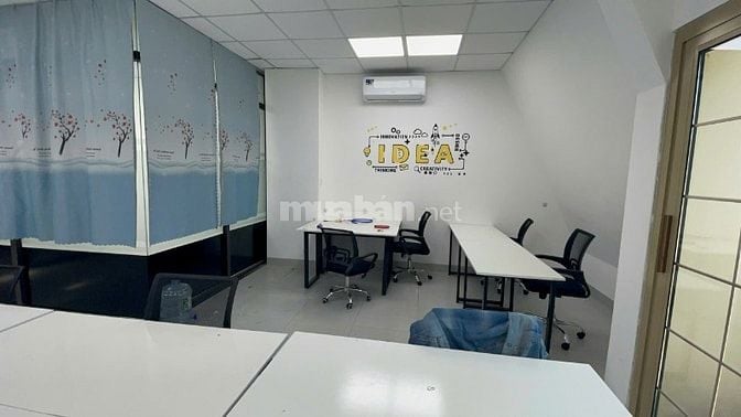 Văn phòng khu Hòa Cường, đầy đủ bàn ghế, giá 9 triệu