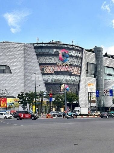 BÁN NR HXH, SÁT NHÀ THỜ FATIMA, ĐH LUẬT HCM 133M, CÔNG NHẬN ĐỦ!