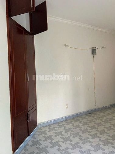 Cho thuê nhà mặt tiền Nguyễn Duy Dương, P.8, Q.3 giá 37tr