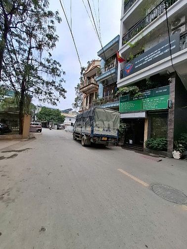  Nhà Ngọc Hồi gần BV Nông Nghiệp 40m 4 t thiết kế đẹp gần ô tô 5.9 tỷ 