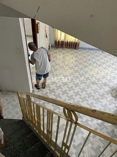Cho thuê nhà mặt tiền Nguyễn Duy Dương, P.8, Q.3 giá 37tr