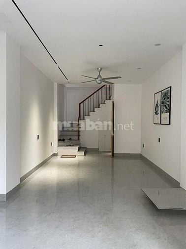  Nhà Ngọc Hồi gần BV Nông Nghiệp 40m 4 t thiết kế đẹp gần ô tô 5.9 tỷ 