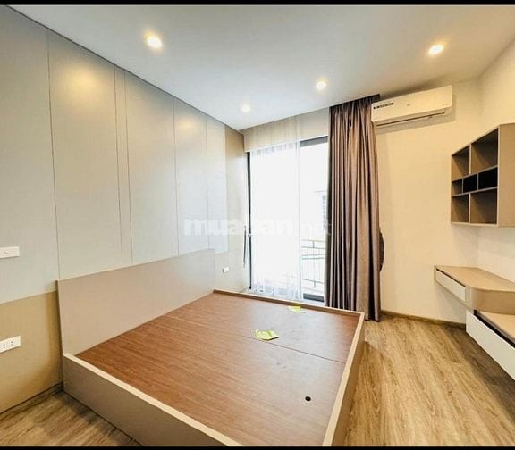 BÁN NHÀ NGỌC THỤY – LONG BIÊN – GIÁ 5.5 TỶ Diện tích: 30m² × 4 tầng | 