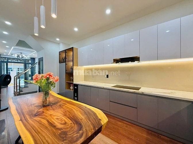 HOA HẬU LÀNG NHÀ, đ Trương Hoài Thanh, Tân Bình. Nhà có sẵn hd thuê 14
