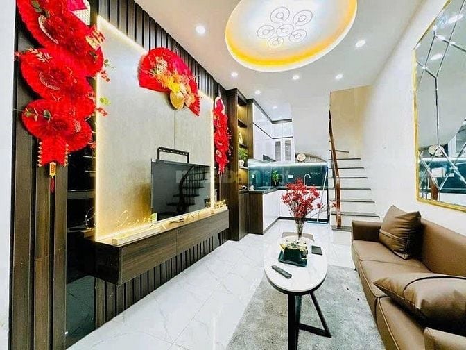 Bán nhà riêng TRUNG TÂM CẦU GIẤY - NGÕ RỘNG THOÁNG - nhỉnh 4 tỷ nhỏ