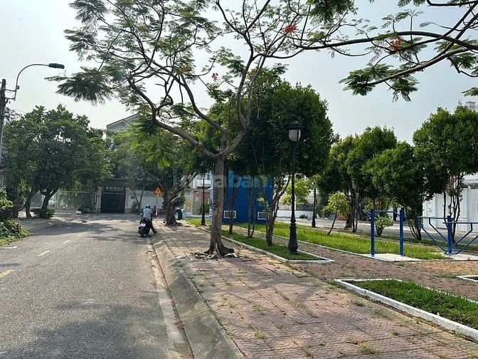 Bán đất villa 23 tỷ,10m x 20m,mặt tiền đường số 7B ,P. Binh Trị Đông.B