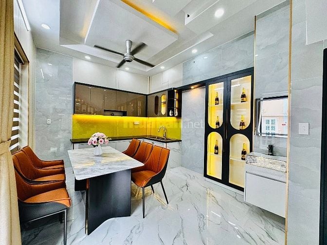 HÀNG ĐẸP GIÁ TỐT Đ. HỒ THỊ KỶ, P1, Q.10 GIÁ 3 tỷ 190/ 46m2 HẺM TO 6M