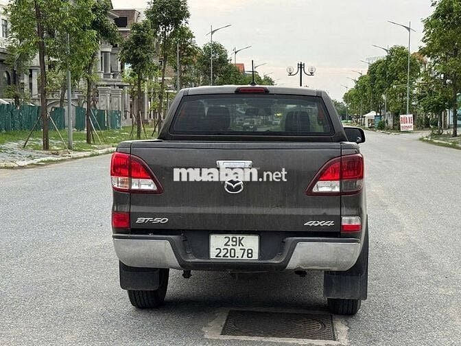 Bán xe Mazda BT 50 2018 số sàn 2 cầu máy dầu đẹp