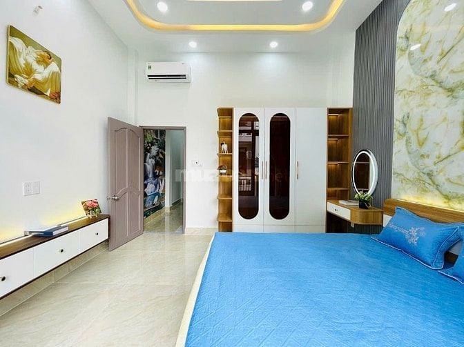 Nhà 64m2 Nguyễn Văn Quá, Q12 - Gần CV Cây Sộp, xây 1 trệt 2 lầu, 
