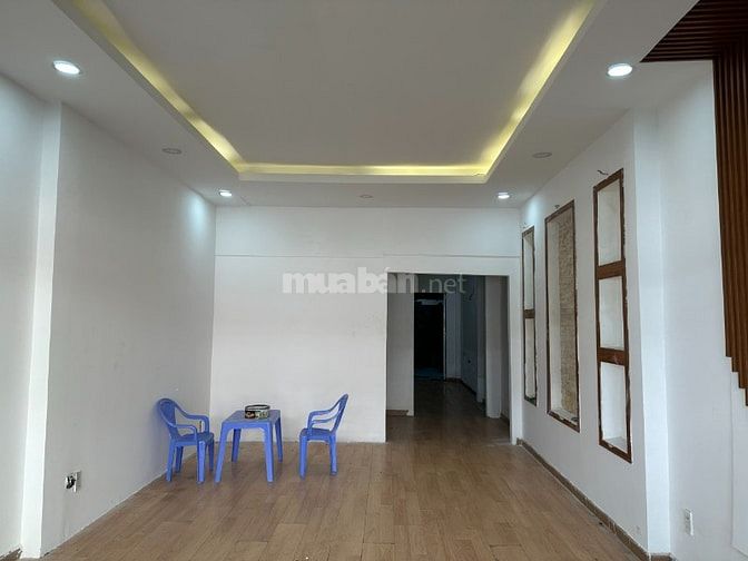 Cho thuê nhà MT nội bộ khu Bàu Cát