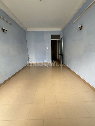 Cho thuê nhà mặt tiền Nguyễn Duy Dương, P.8, Q.3 giá 37tr