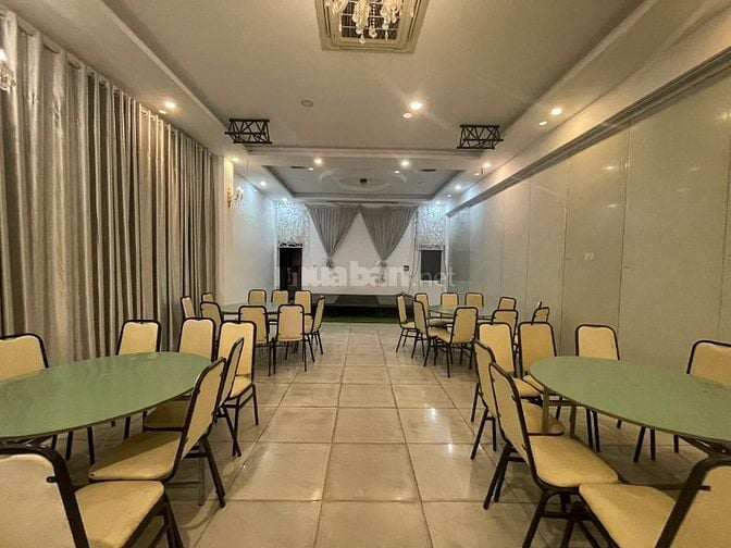 Cần sang nhượng gấp nhà hàng tiệc cưới tại Bình Dương