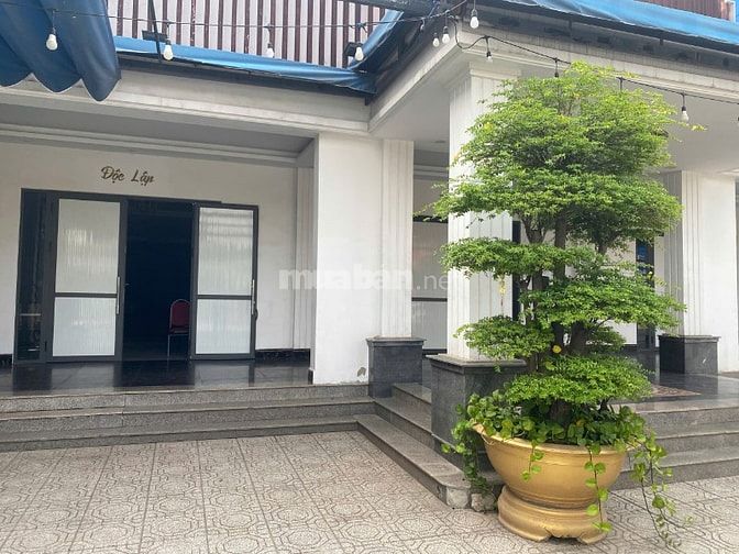 Cần sang nhượng gấp nhà hàng tiệc cưới tại Bình Dương