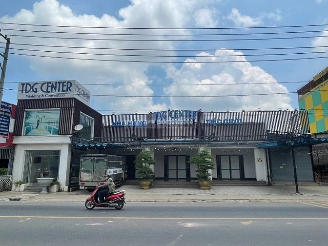 Cần sang nhượng gấp nhà hàng tiệc cưới tại Bình Dương