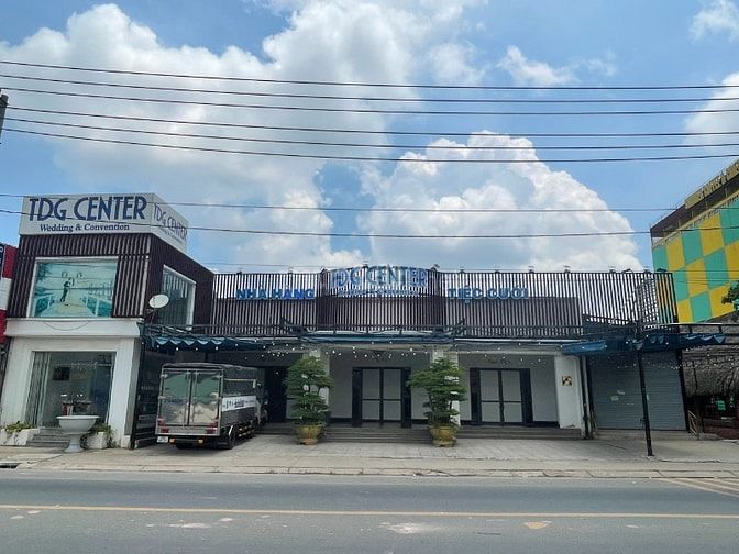 Cần sang nhượng gấp nhà hàng tiệc cưới tại Bình Dương