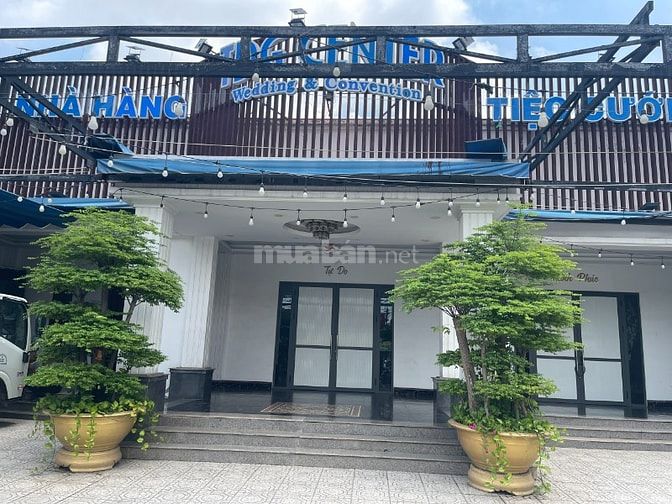 Cần sang nhượng gấp nhà hàng tiệc cưới tại Bình Dương
