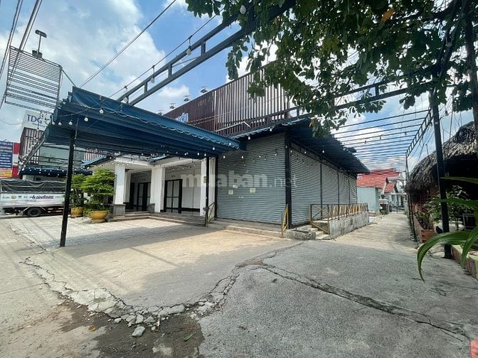 Cần sang nhượng gấp nhà hàng tiệc cưới tại Bình Dương