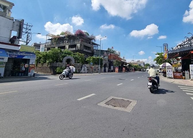 Góc 2 mặt tiền hẻm kinh doanh 8m Tô Hiệu quận Tân Phú 