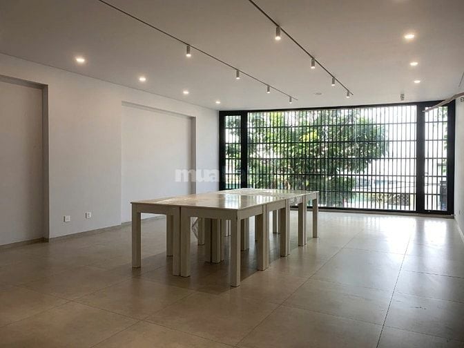 Cho thuê văn phòng mặt tiền tại Phước Long B, Tp.Thủ Đức- Giá từ 5.5tr