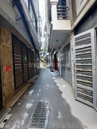 NHÀ GẦN MẶT HỒ BA MẪU, NHẬP TRÀN TIỆN ÍCH
