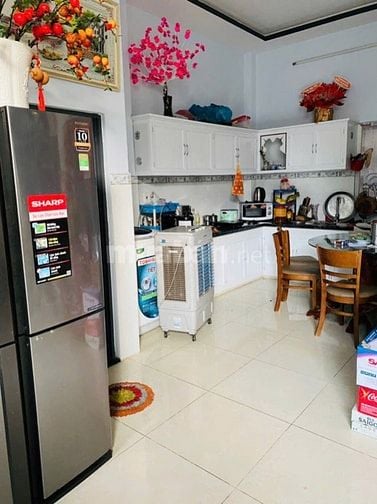 Cho thuê Nhà mới xây Bình Tân ngang 7x10m, 9 triệu 