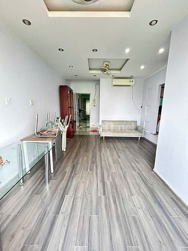 CC 52 P5 Q8 ,  2PN 62m2 , sd thang máy, shr ngay TTHC Q8, hỗ trợ NH