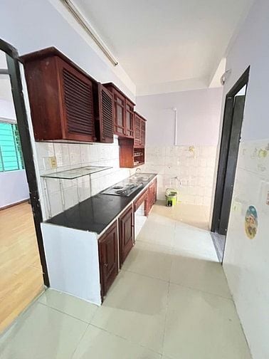 CC 52 P5 Q8 ,  2PN 62m2 , sd thang máy, shr ngay TTHC Q8, hỗ trợ NH