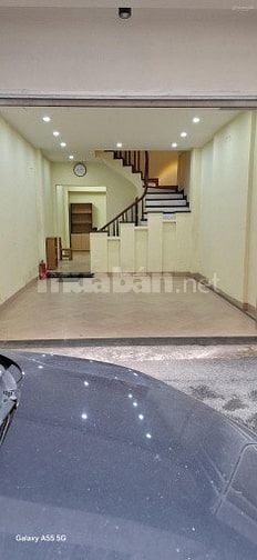 Hiếm! cho thuê nhà 5 Tầng Dương Quảng Hàm,ngõ oto 7 chỗ vào,nhà đẹp và