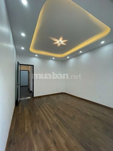 Định Công 42m2 xây mới 3 tầng chỉ 2 tỷ7