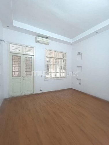 Lê Trọng Tấn, sổ phân lô vuông đét, mặt tiền rộng, giá cả hợp lý 