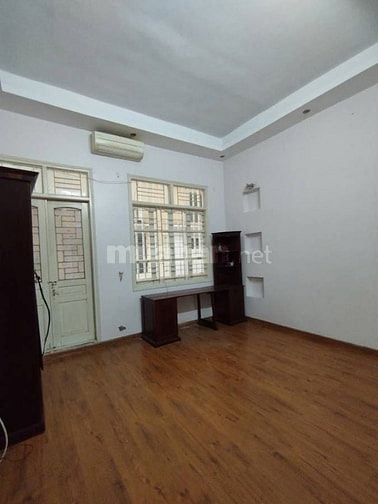 Lê Trọng Tấn, sổ phân lô vuông đét, mặt tiền rộng, giá cả hợp lý 