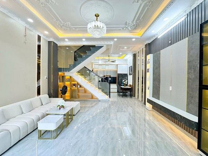 BÁN GẤP NHÀ TÔ HIẾN THÀNH, QUẬN 10 GIÁ 3 TỶ 5 GẦN TRUNG TÂM