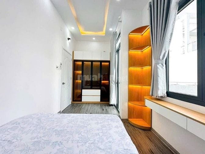 BÁN GẤP NHÀ TÔ HIẾN THÀNH, QUẬN 10 GIÁ 3 TỶ 5 GẦN TRUNG TÂM