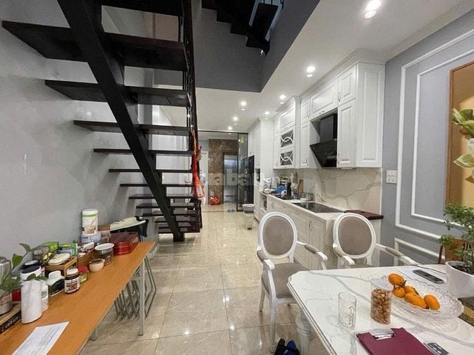 BÁN NHÀ MẶT PHỐ YÊN PHỤ, 8 TẦNG, VỈA HÈ, KD SẦM UẤT 66,5M2, GIÁ 32,2TỶ