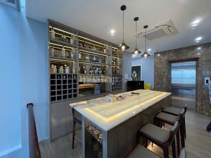 BÁN NHÀ MẶT PHỐ YÊN PHỤ, 8 TẦNG, VỈA HÈ, KD SẦM UẤT 66,5M2, GIÁ 32,2TỶ