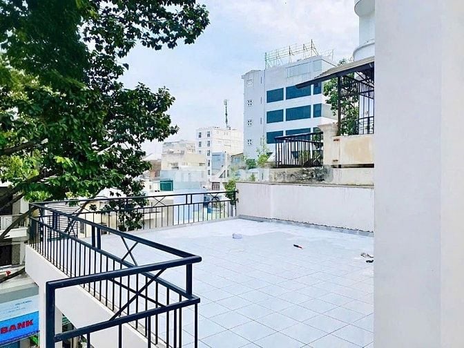 Cho Thuê Mặt Tiền 8M Lê Thánh Tôn - DTSD 800m2,THANG MÁY TẠI BẾN Nghé