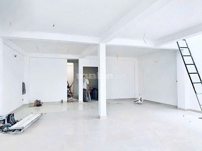 Cho Thuê Mặt Tiền 8M Lê Thánh Tôn - DTSD 800m2,THANG MÁY TẠI BẾN Nghé