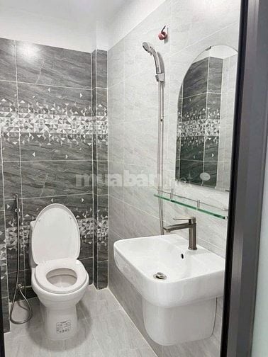 Chính chủ bán nhà hẻm xe Honda 822 CMT8, Phường 5, Quận Tân Bình