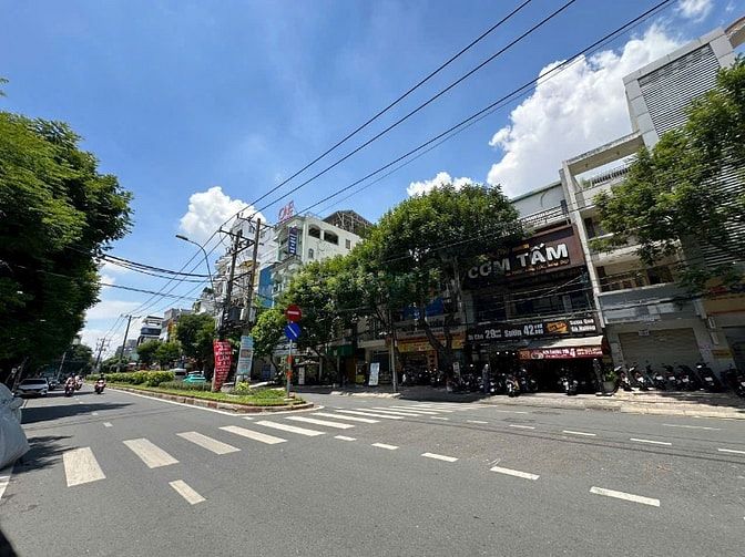 Nhà MT Bàu Cát , Q.Tân Bình 4 X 18m , 5 tầng nhà đẹp , 25,5 tỷ TL