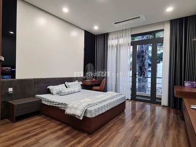 Cho thuê nhà mặt tiền Nguyễn Trãi, P.3, Q.3 giá 60tr