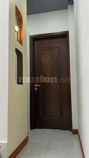 Nhà bán sát MT hẻm 282 đường Ngô Gia Tự, F4, Quận 10
