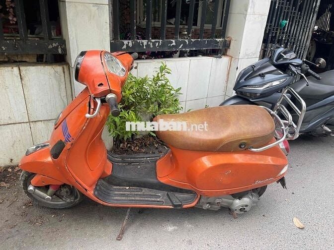 Bán Vespa lâu Không đi tới, giấy tờ đầy đủ