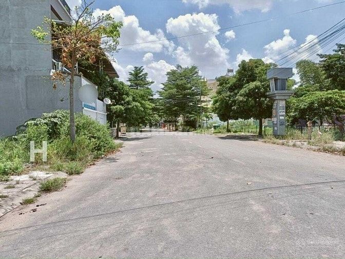 Cần bán các lô đất giá tốt tại KDC Diamond Town hẻm 68 Bưng Ông Thoàn,