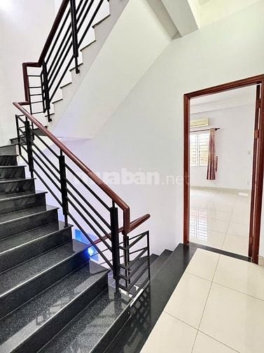 Nhà đẹp Vũ Tùng, P.2, 84m2, sát quận 1, gần chợ Bà Chiểu